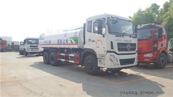 15噸灑水車報價與選購指南 廠家圖片、高清大圖與谷瀑環保平臺解析